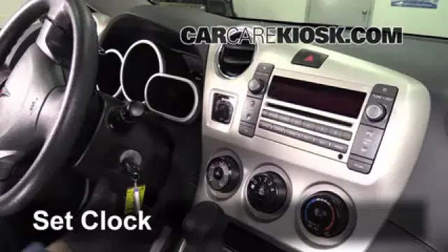 2009 Pontiac Vibe 2.4L 4 Cyl. Reloj Fijar hora de reloj